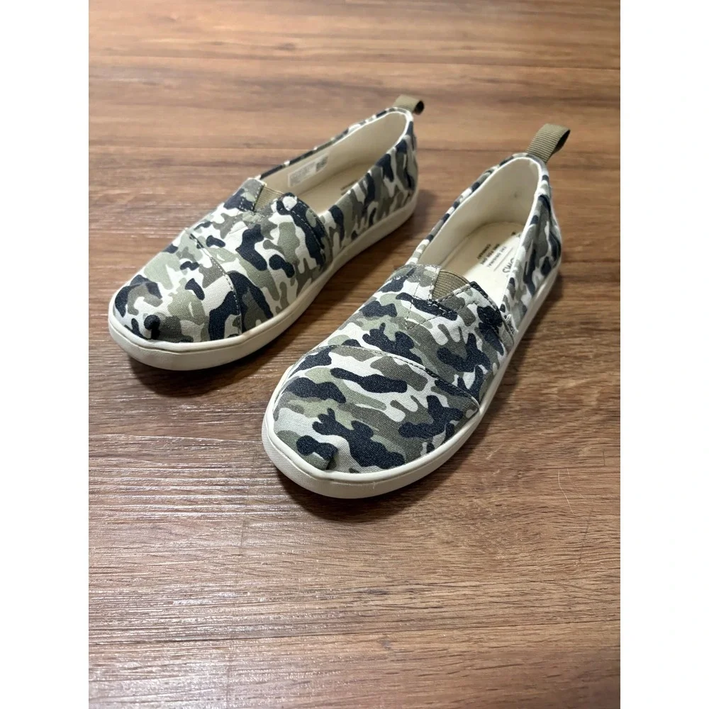 TOMS Youth Alpargata Camo Slip On Shoes Green Camouflage Canvas Flats Y4